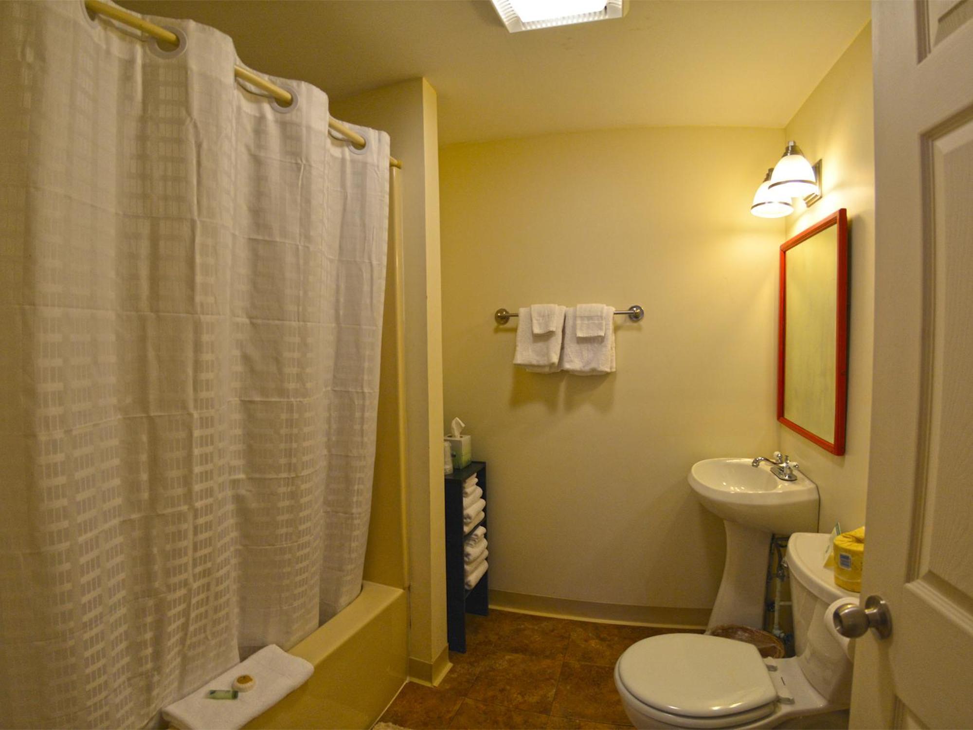 Hyde Away Inn Waitsfield Room photo
