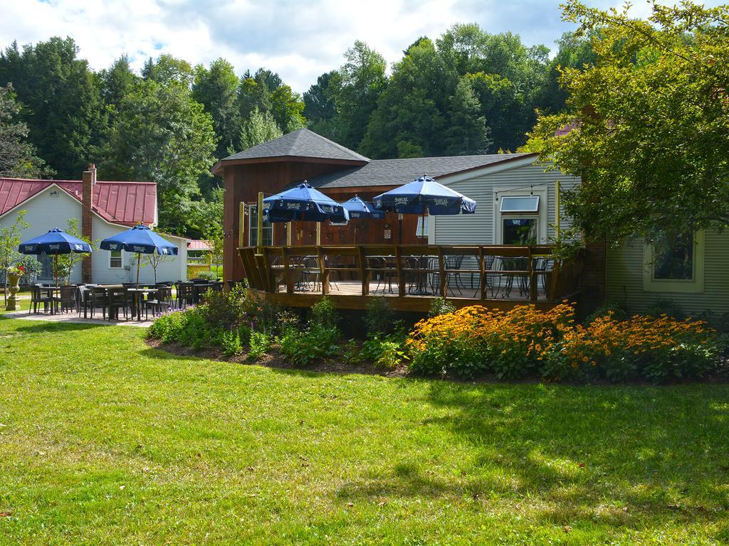 Hyde Away Inn Waitsfield Exterior photo